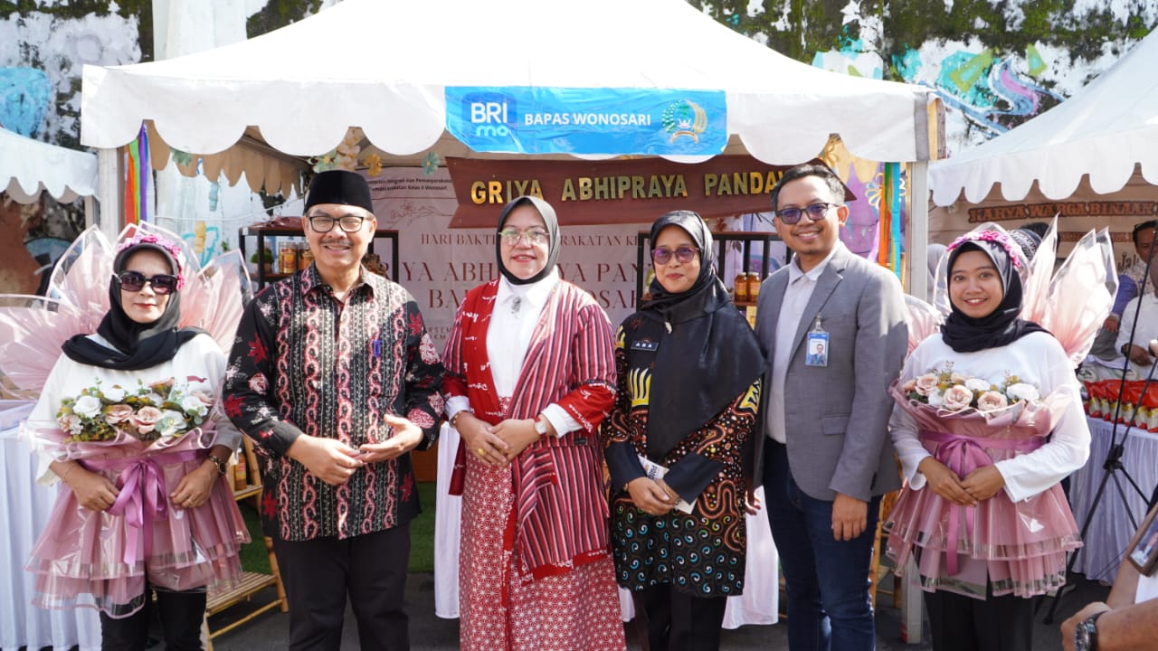 PERANCANGAN SISTEM INFORMASI TATA TERTIB SEKOLAH BERBASIS WEBSITE DI SMK NEGERI 1 KASREMAN MENGGUNAKAN FRAMEWORK LARAVEL